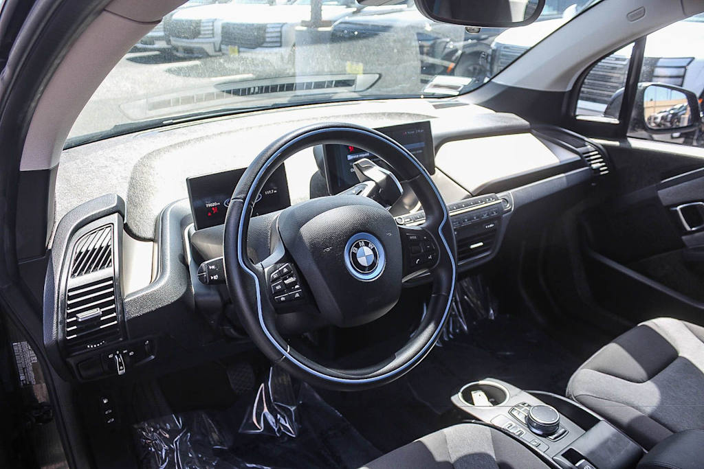 Thumbnail: 2019 BMW i3 - 11