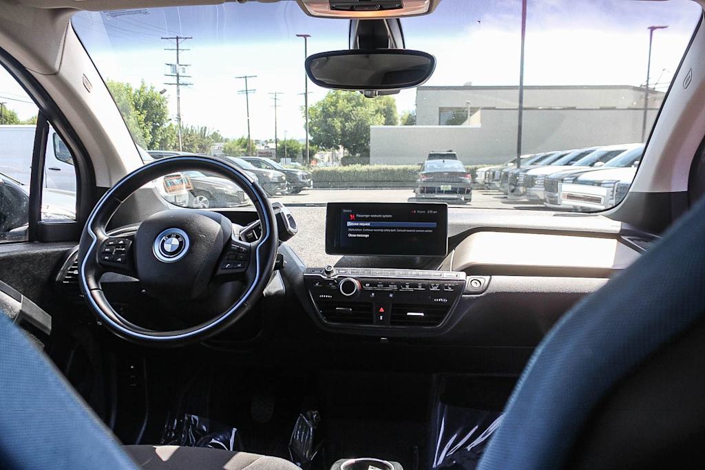 Thumbnail: 2019 BMW i3 - 2
