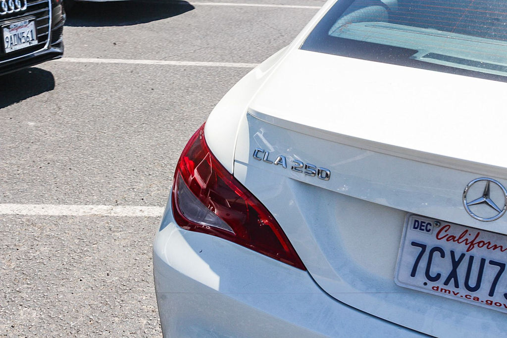 Thumbnail: 2014 Mercedes-Benz CLA - 17
