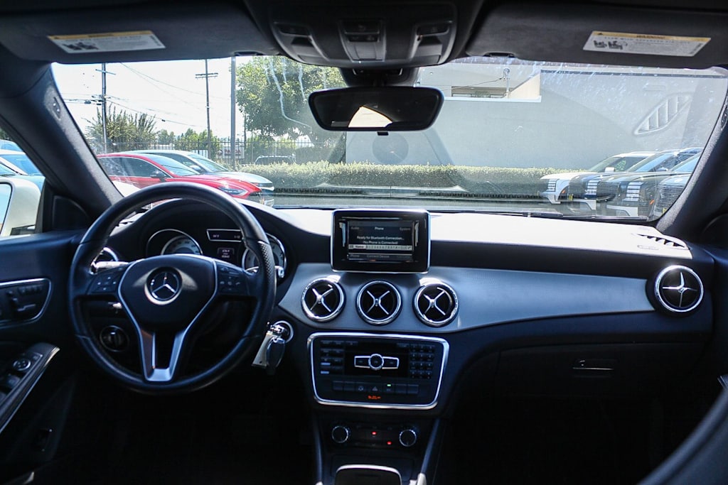 Thumbnail: 2014 Mercedes-Benz CLA - 2
