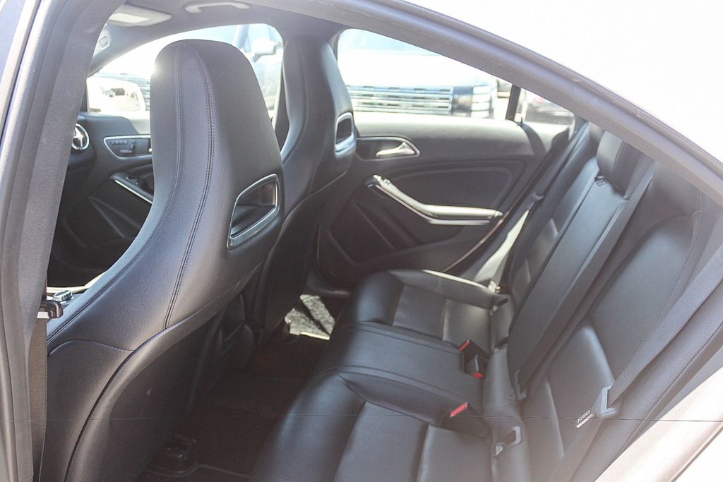 Thumbnail: 2014 Mercedes-Benz CLA - 10