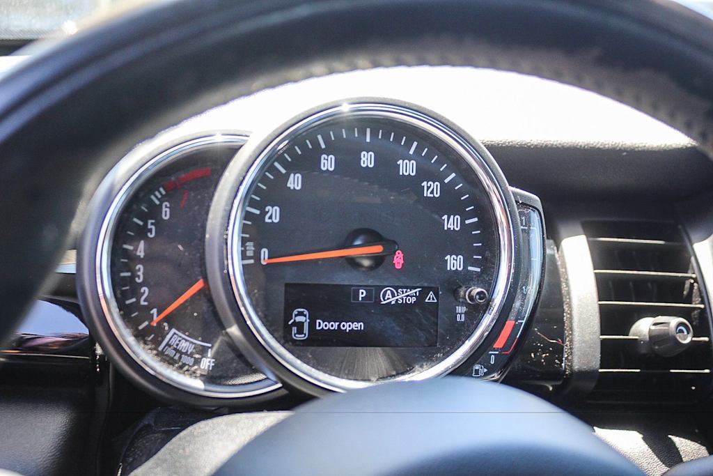 Thumbnail: 2019 MINI Cooper - 15