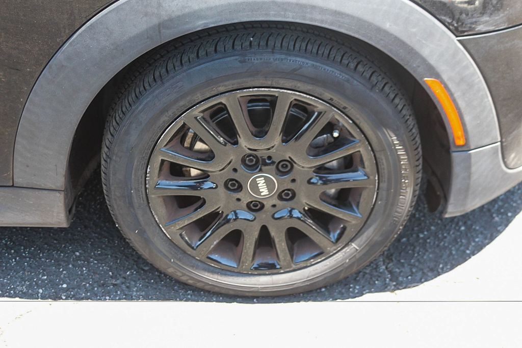Thumbnail: 2019 MINI Cooper - 21