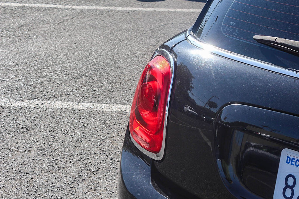 Thumbnail: 2019 MINI Cooper - 16