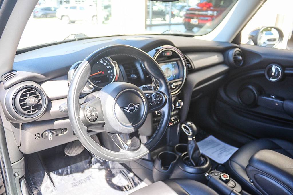 Thumbnail: 2019 MINI Cooper - 13