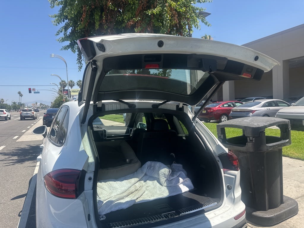 Thumbnail: 2018 Porsche Cayenne - 25