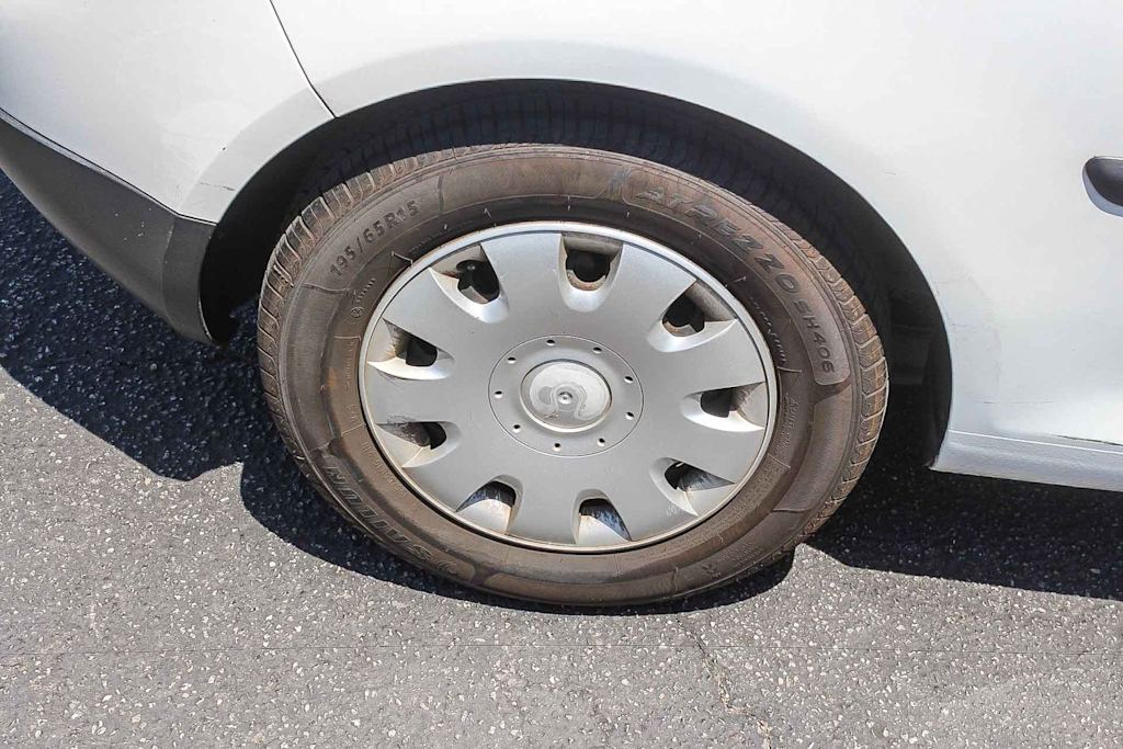 Thumbnail: 2009 Volkswagen Rabbit - 7