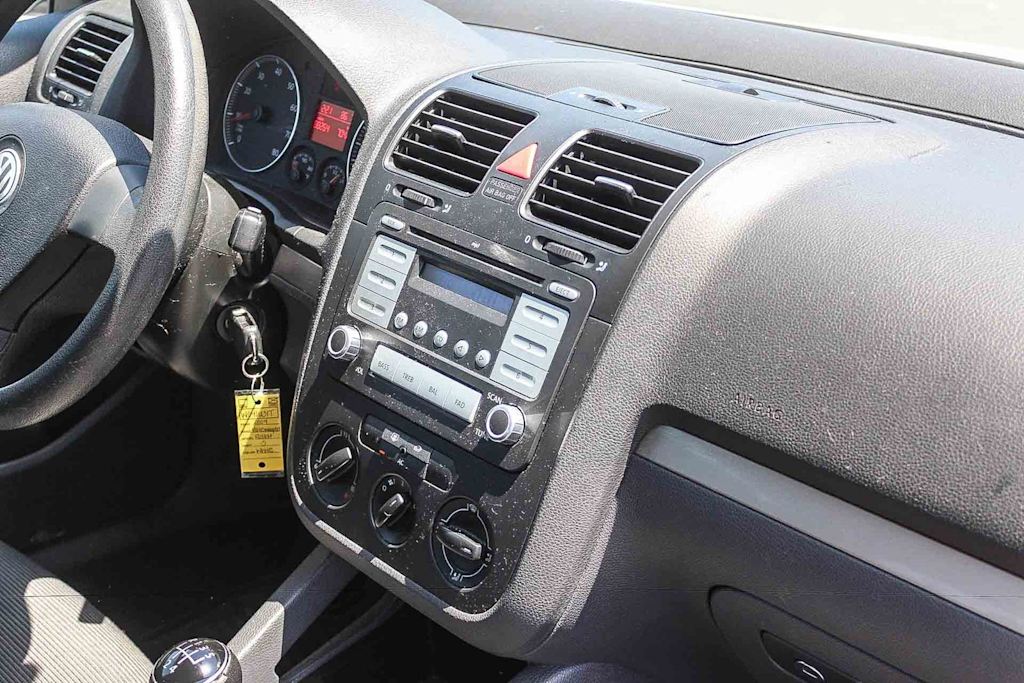 Thumbnail: 2009 Volkswagen Rabbit - 2