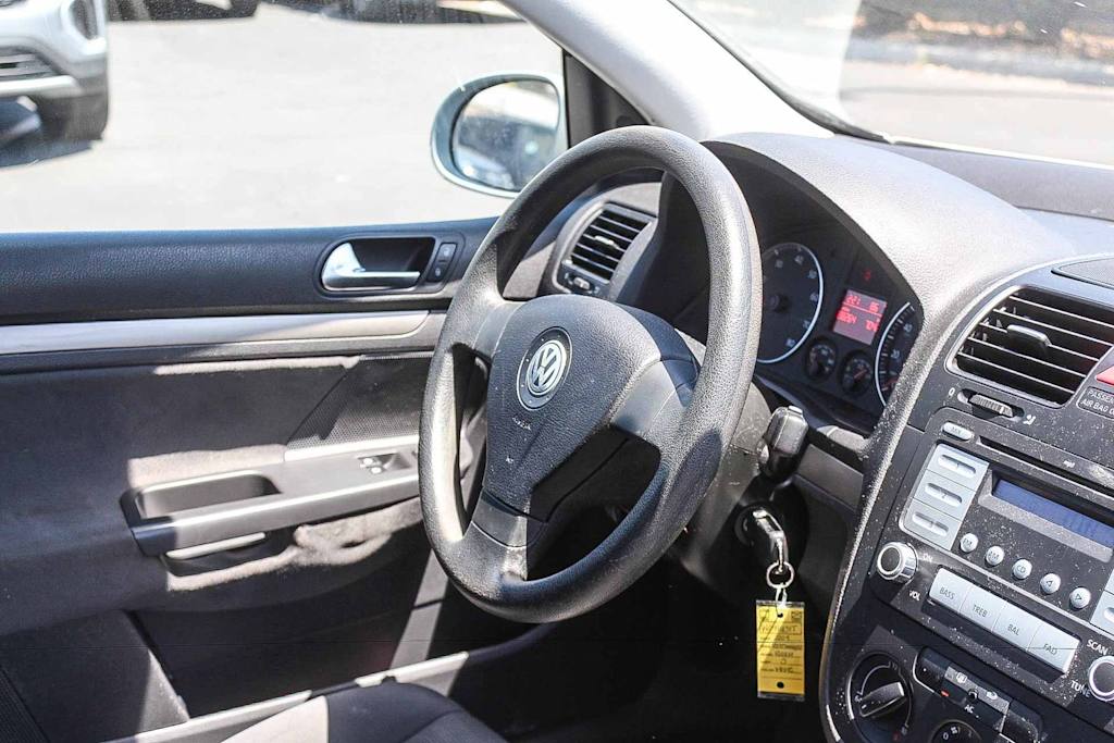 Thumbnail: 2009 Volkswagen Rabbit - 8