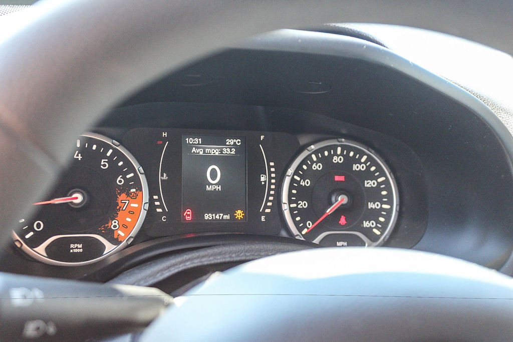 Thumbnail: 2016 Jeep Renegade - 15