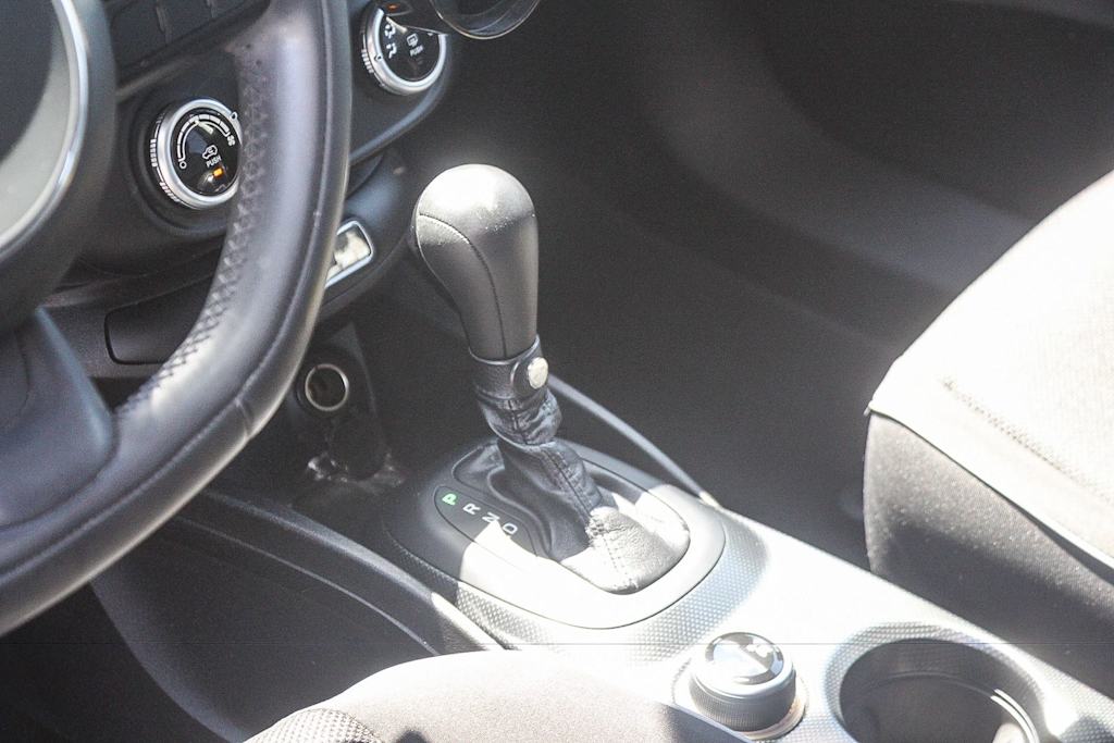 Thumbnail: 2016 Fiat 500X - 14