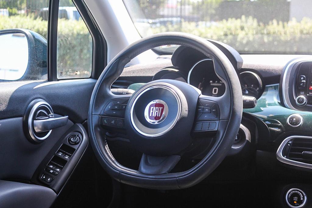 Thumbnail: 2016 Fiat 500X - 9