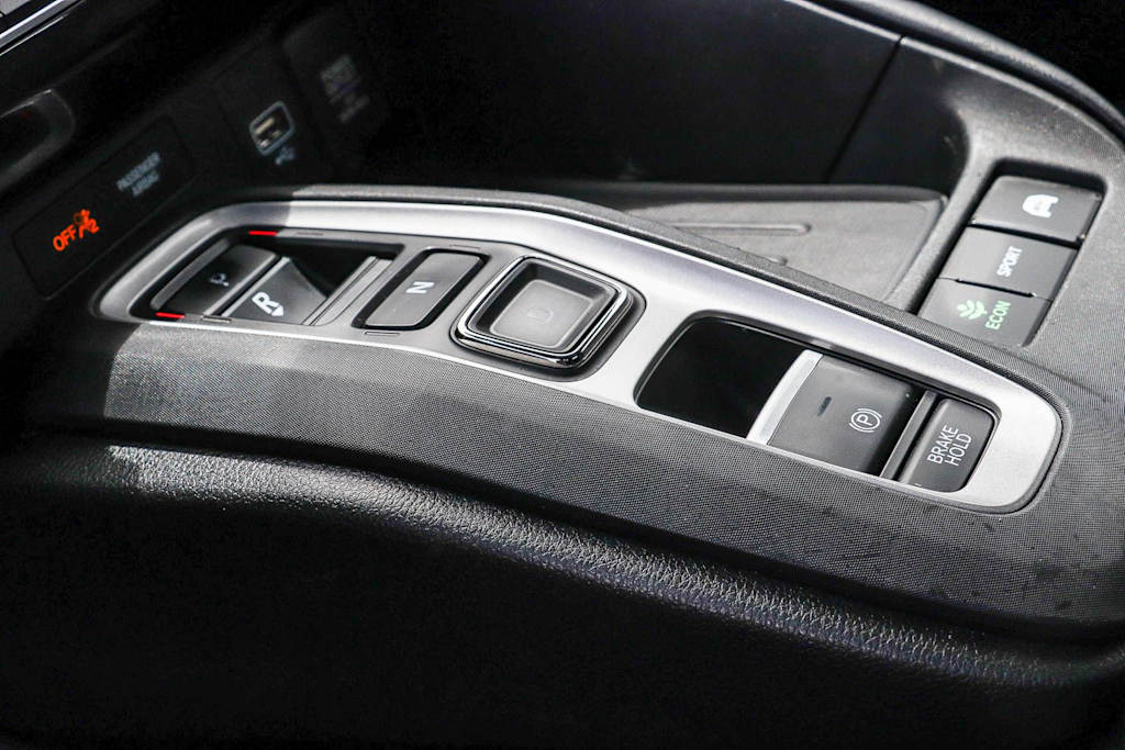 Thumbnail: 2019 Honda Insight - 8