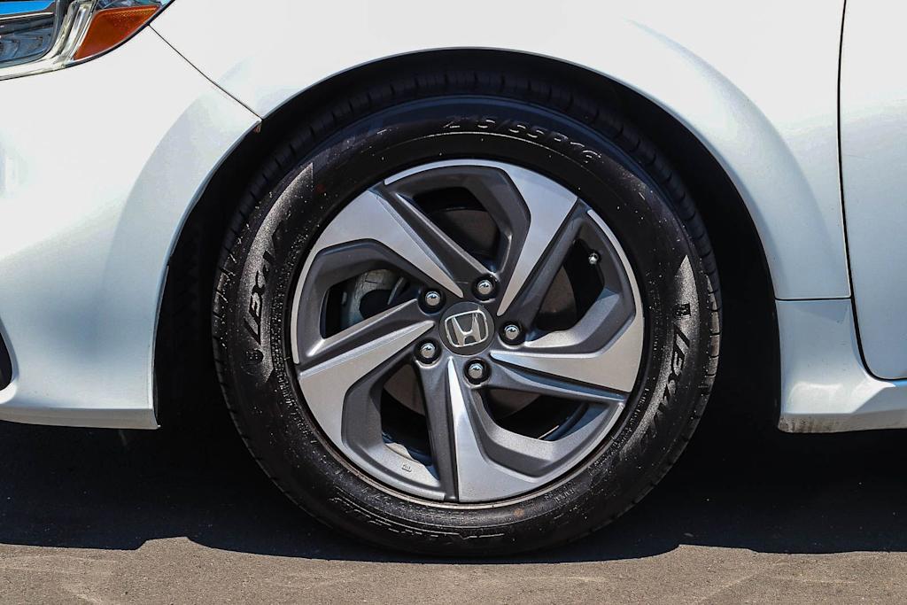 Thumbnail: 2019 Honda Insight - 6