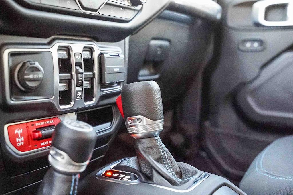 Thumbnail: 2021 Jeep Wrangler - 11