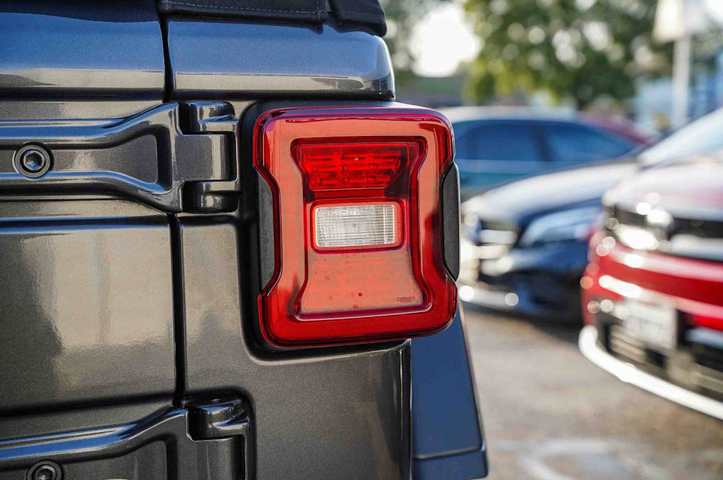 Thumbnail: 2021 Jeep Wrangler - 16