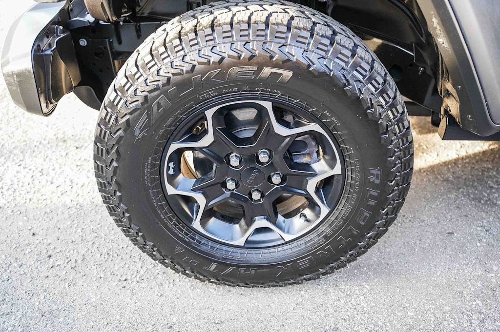 Thumbnail: 2021 Jeep Wrangler - 6