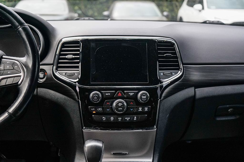 Thumbnail: 2020 Jeep Grand Cherokee - 12