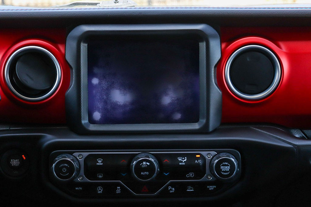 Thumbnail: 2020 Jeep Gladiator - 14