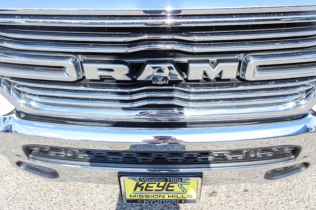 2019 RAM 1500 Laramie 5