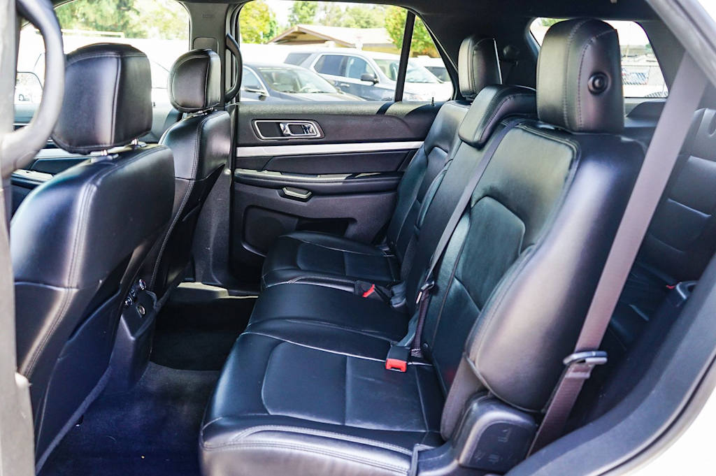 Thumbnail: 2017 Ford Explorer - 12