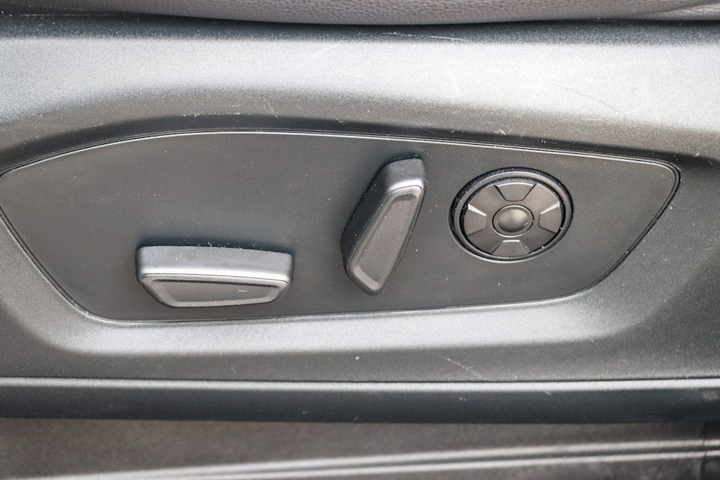 Thumbnail: 2021 Ford Explorer - 22