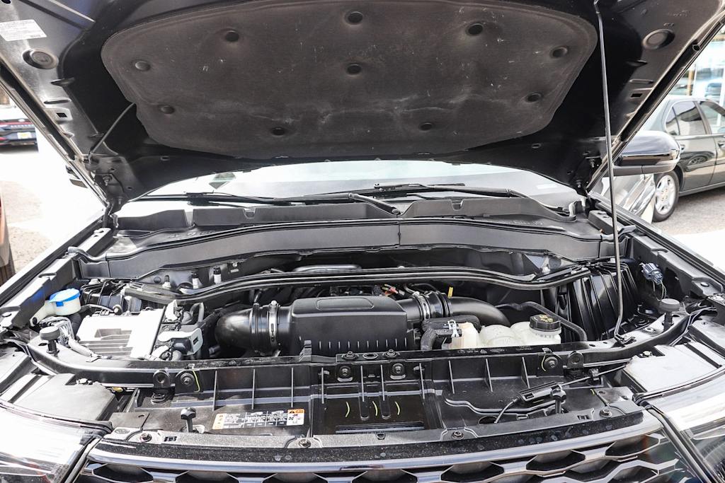 Thumbnail: 2021 Ford Explorer - 6