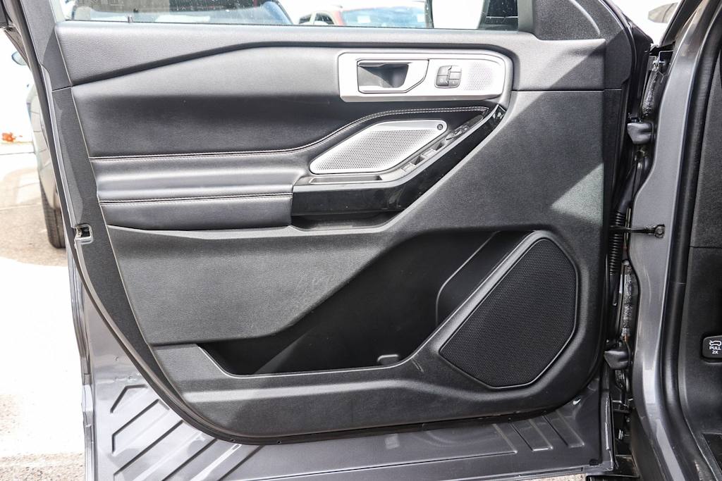 Thumbnail: 2021 Ford Explorer - 23