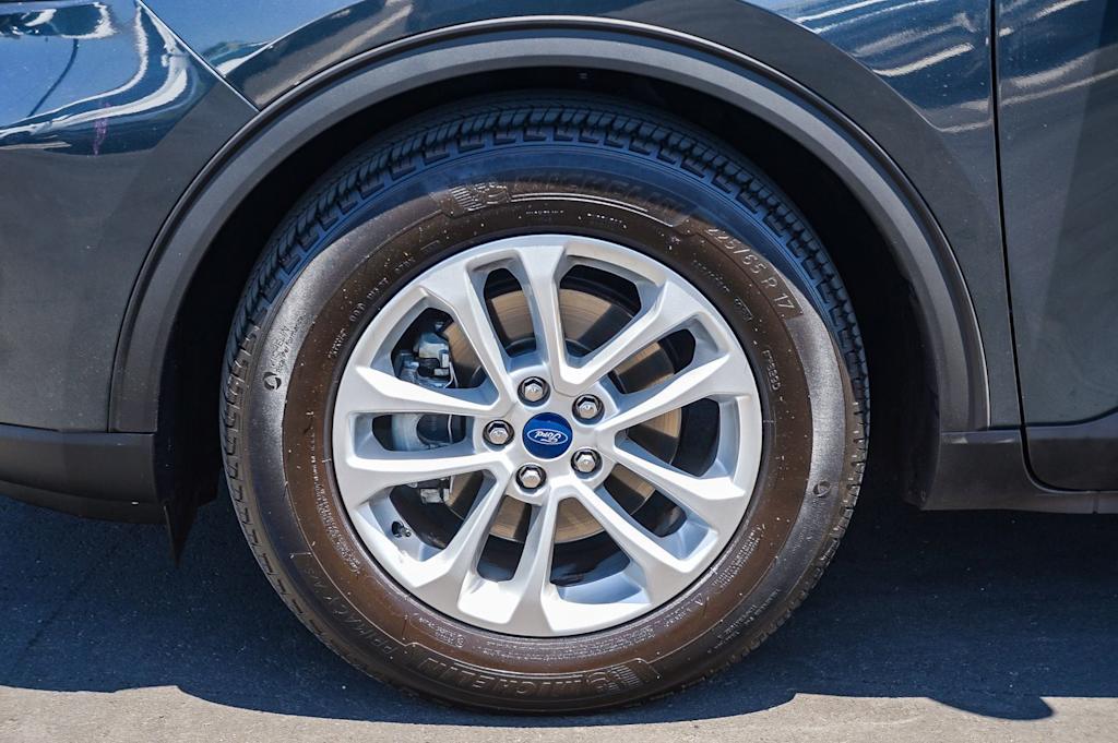 Thumbnail: 2022 Ford Escape - 7