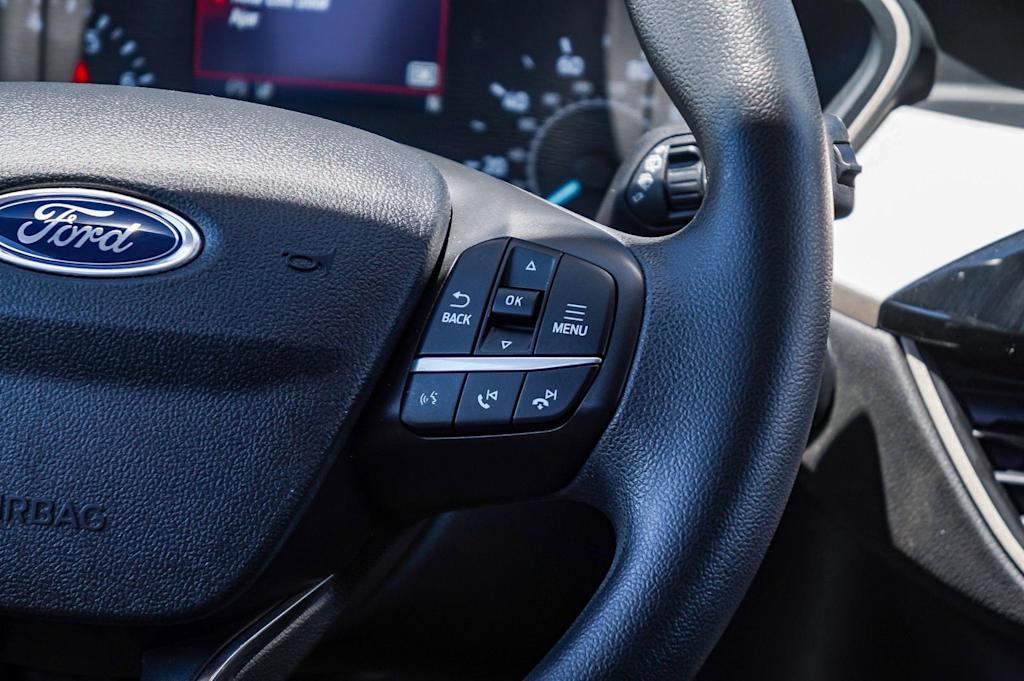 Thumbnail: 2022 Ford Escape - 25