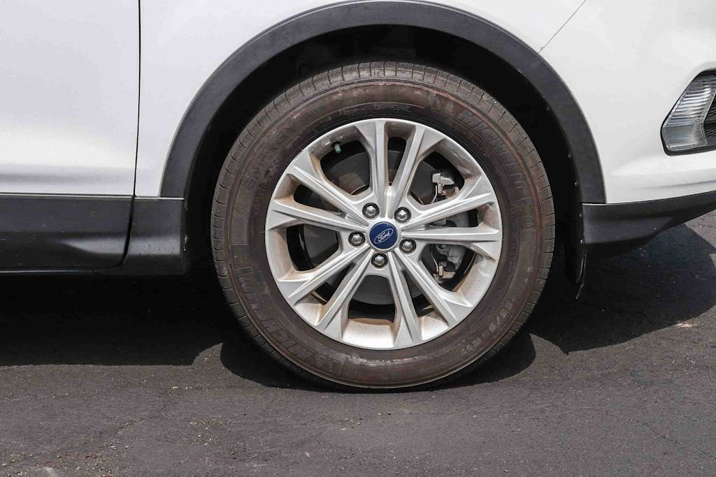 Thumbnail: 2018 Ford Escape - 5