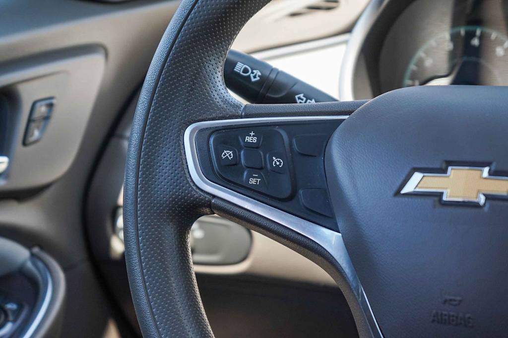 Thumbnail: 2022 Chevrolet Malibu - 24