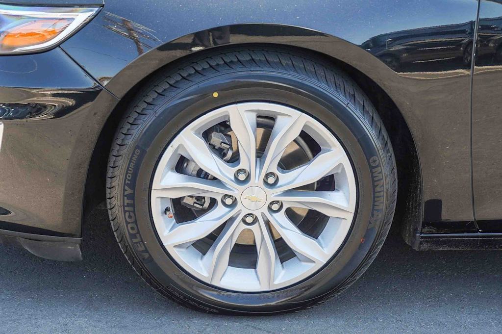 Thumbnail: 2022 Chevrolet Malibu - 7
