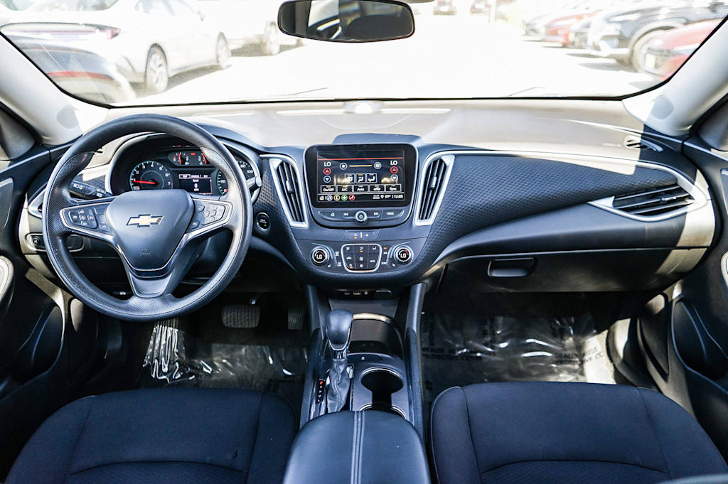 Thumbnail: 2023 Chevrolet Malibu - 2