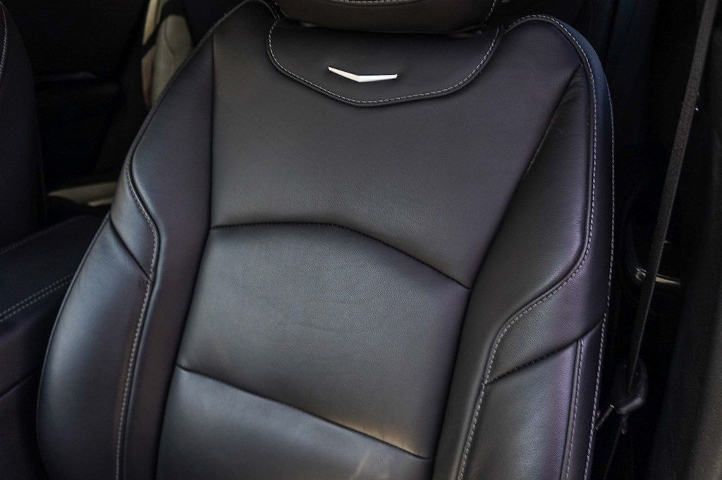 Thumbnail: 2023 Cadillac XT4 - 31