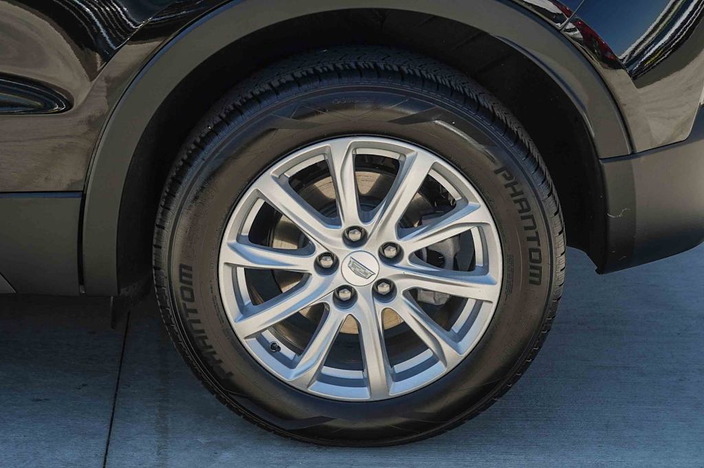 Thumbnail: 2023 Cadillac XT4 - 22