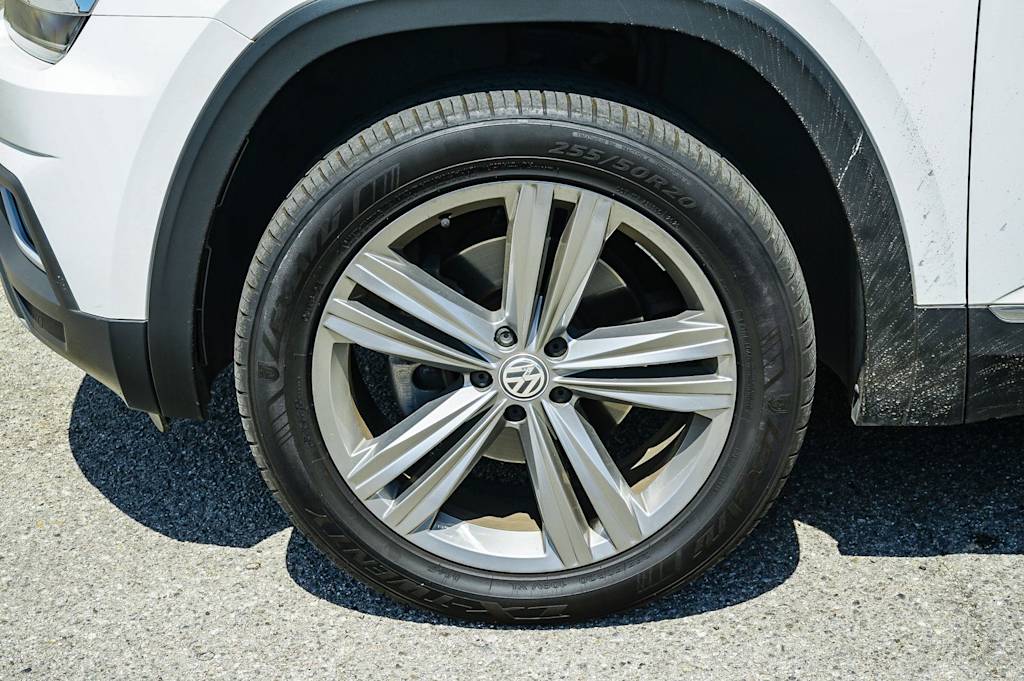 Thumbnail: 2018 Volkswagen Atlas - 9