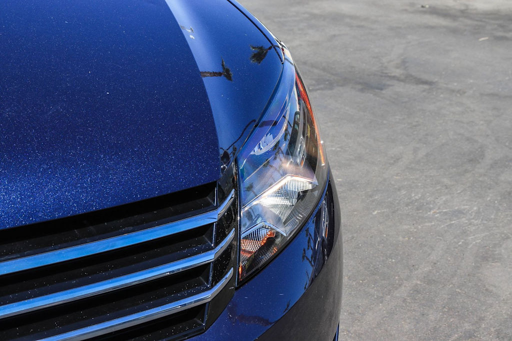 Thumbnail: 2015 Volkswagen Passat - 21