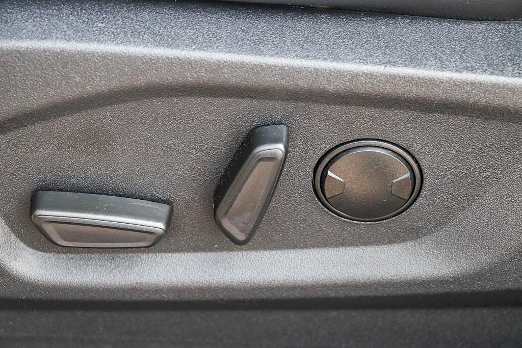Thumbnail: 2024 Ford Edge - 22