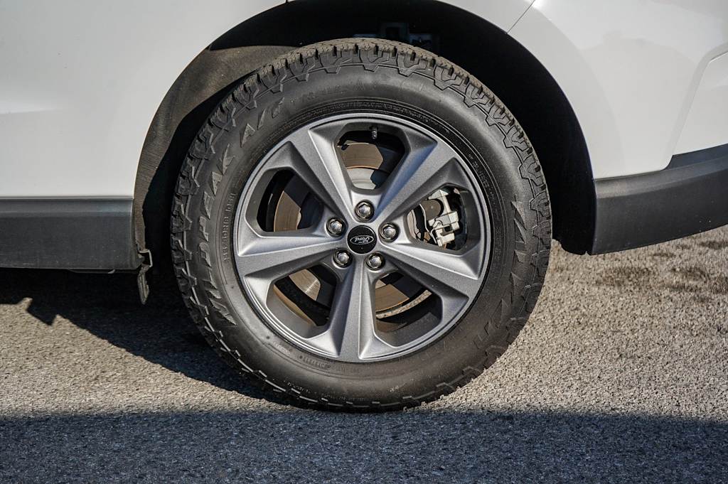 Thumbnail: 2023 Ford Edge - 19