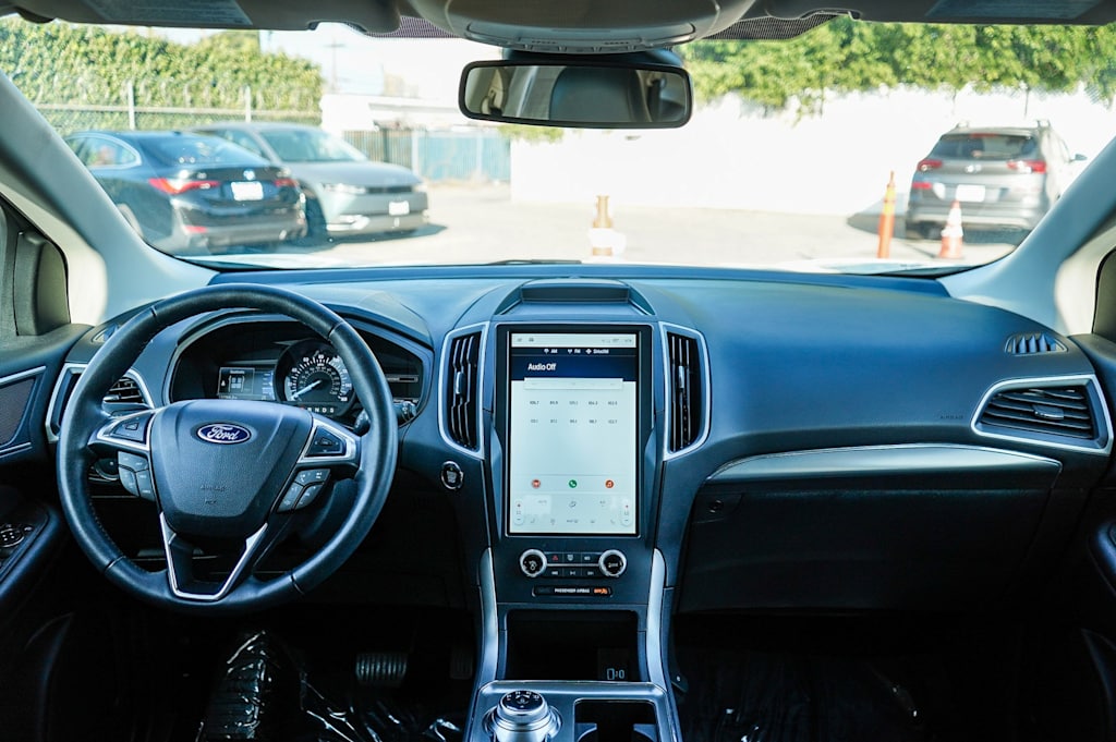 Thumbnail: 2023 Ford Edge - 2