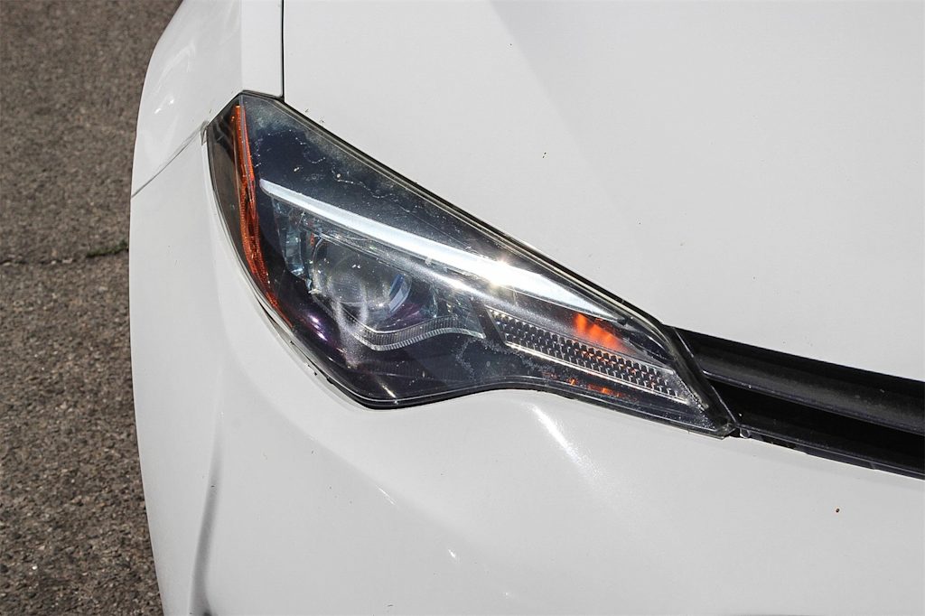 Thumbnail: 2018 Toyota Corolla - 17