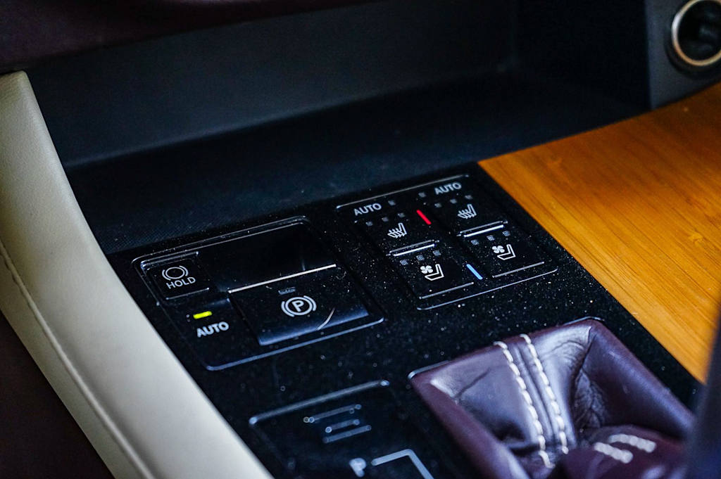 Thumbnail: 2018 Lexus RX - 27