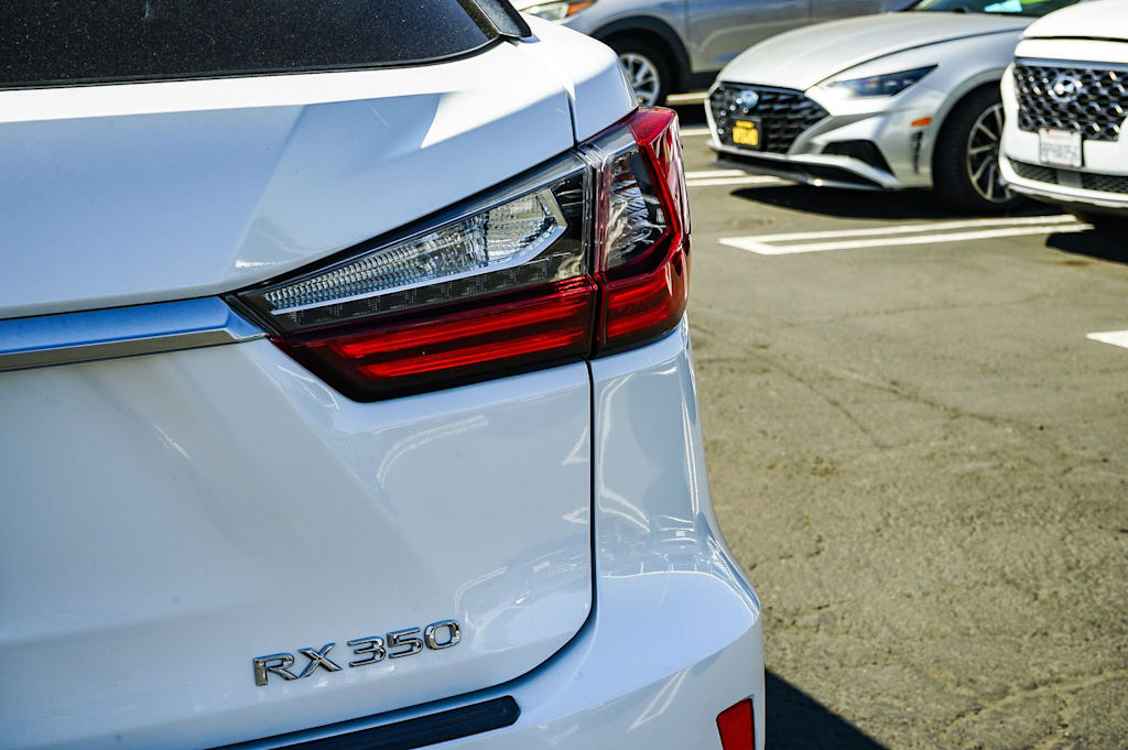 Thumbnail: 2018 Lexus RX - 22