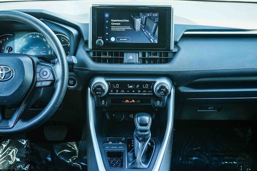 Thumbnail: 2025 Toyota RAV4 - 7