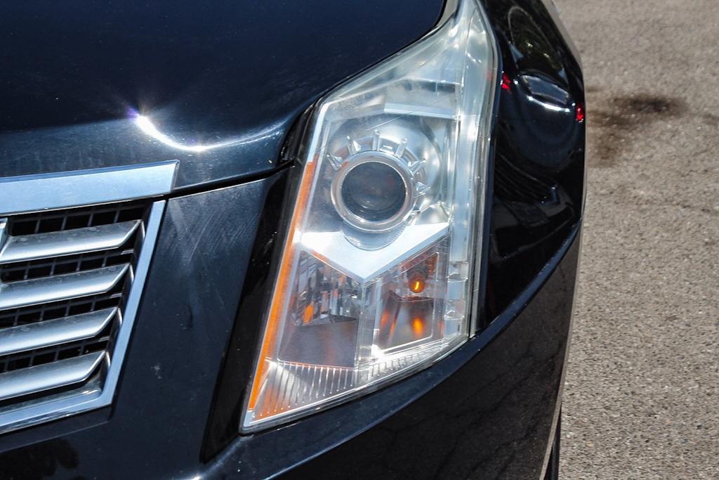 Thumbnail: 2015 Cadillac SRX - 16