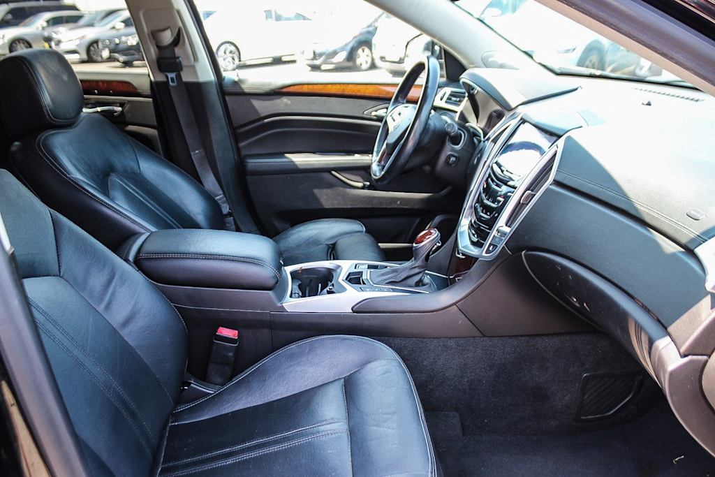 Thumbnail: 2015 Cadillac SRX - 8
