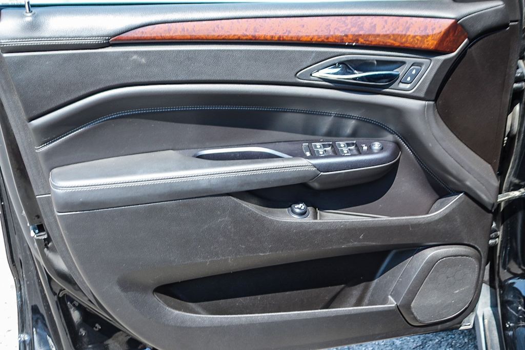 Thumbnail: 2015 Cadillac SRX - 17