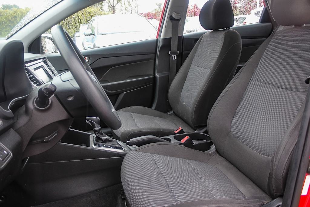 2018 Hyundai Accent SE 10