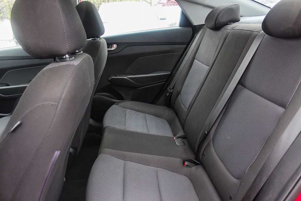 2018 Hyundai Accent SE 11